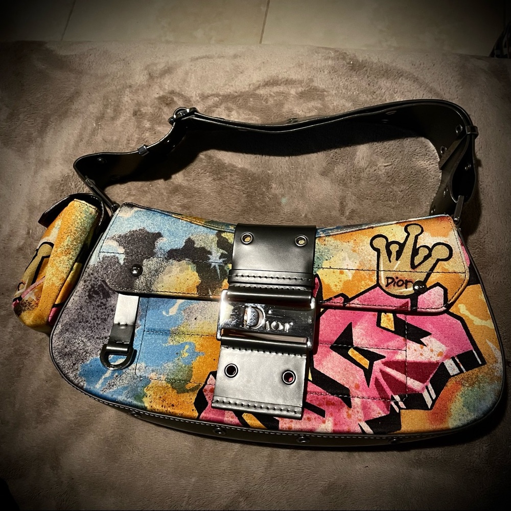 Kaos graffiti print Dior Street Chic Columbus bag ✨ super RARE NWOT